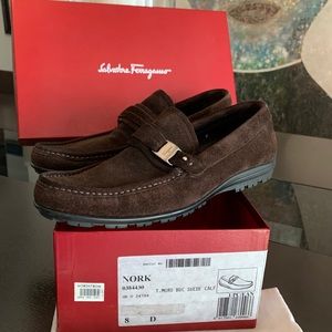 *Great Condition* Brown Suede Ferragamo Loafers